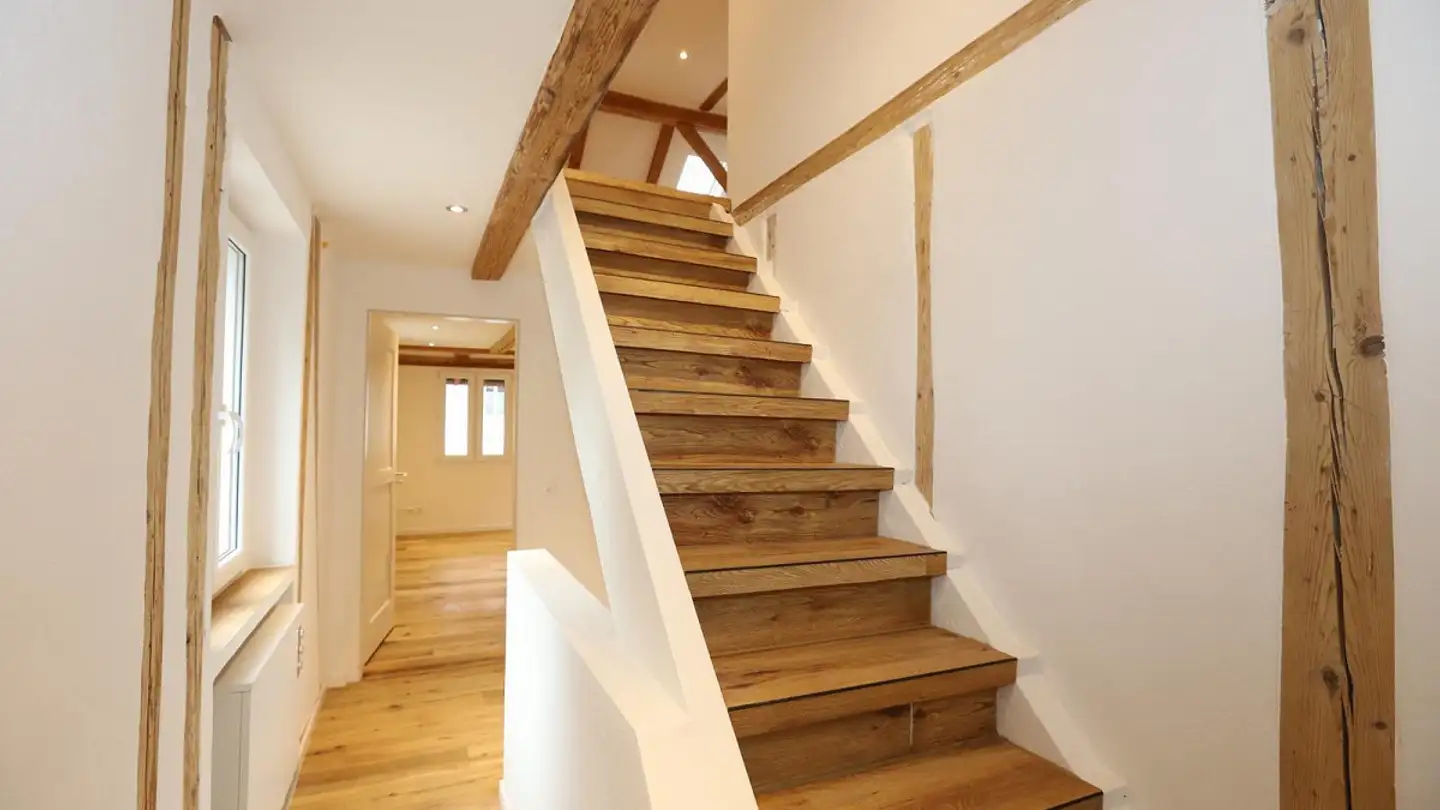 Stepped house for rent - Dorfstrasse 6, 8483 Kollbrunn