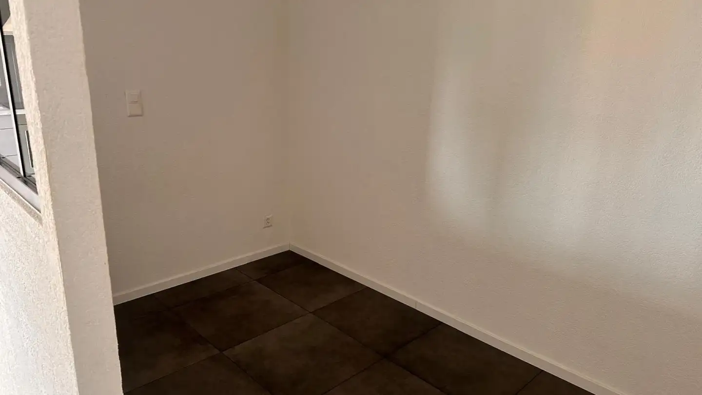 Apartment for rent - Rue De Porcena 14, 2035 Corcelles NE - Photo 3