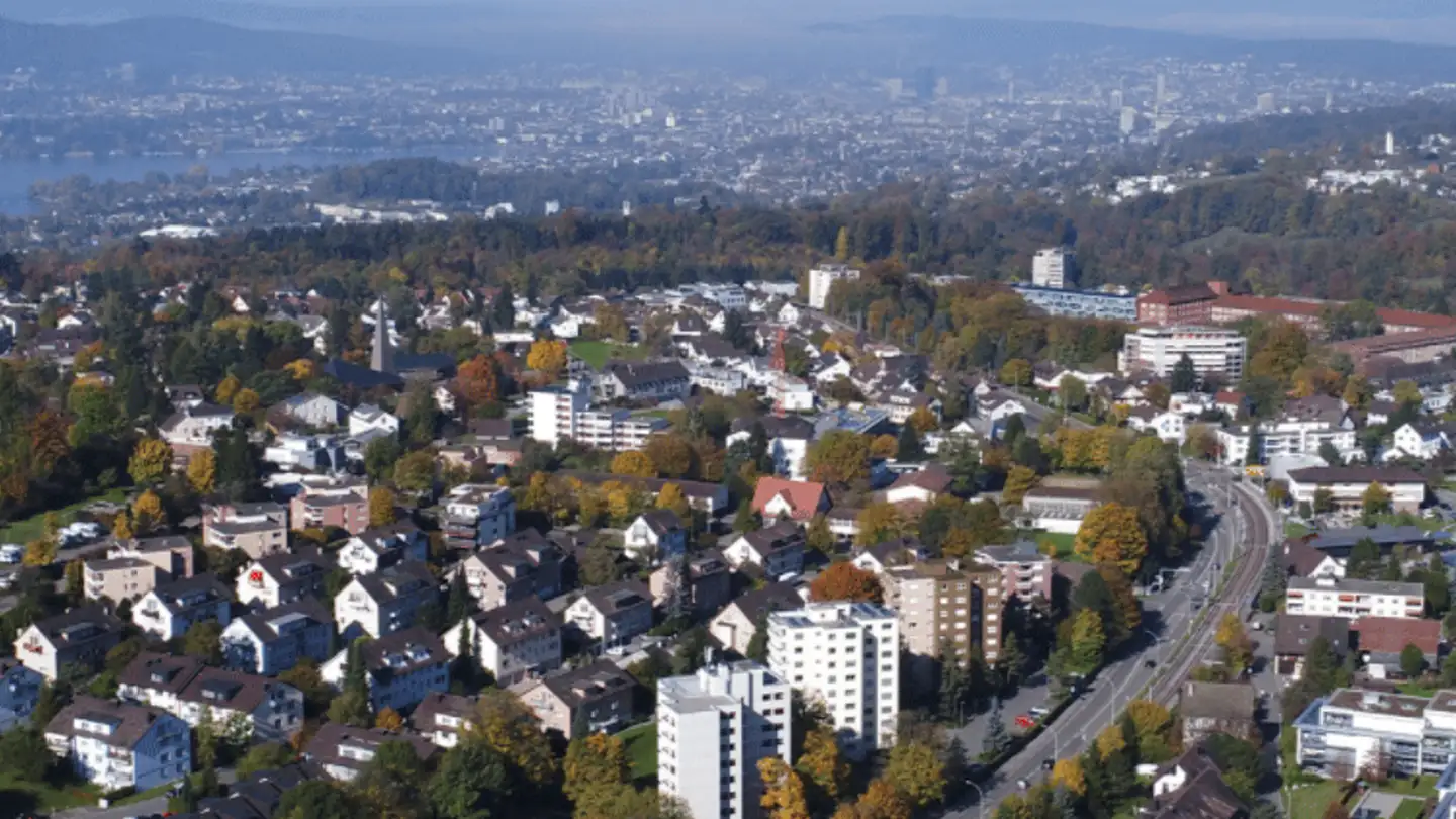 Appartement à louer - Langwattstrasse 40, 8125 Zollikerberg