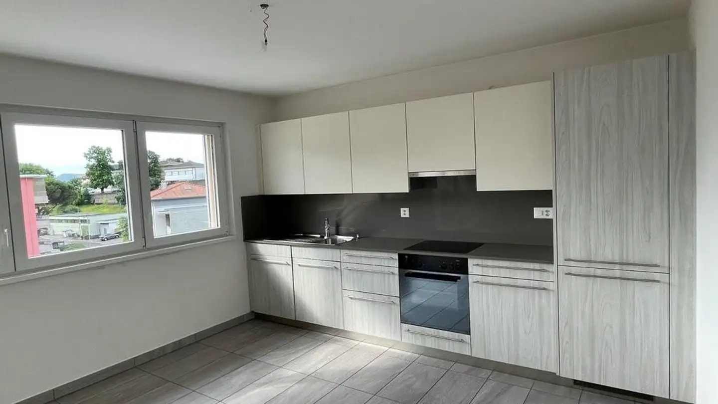 Apartment for rent - Via Gelusa 3, 6874 Castel San Pietro - Photo 2