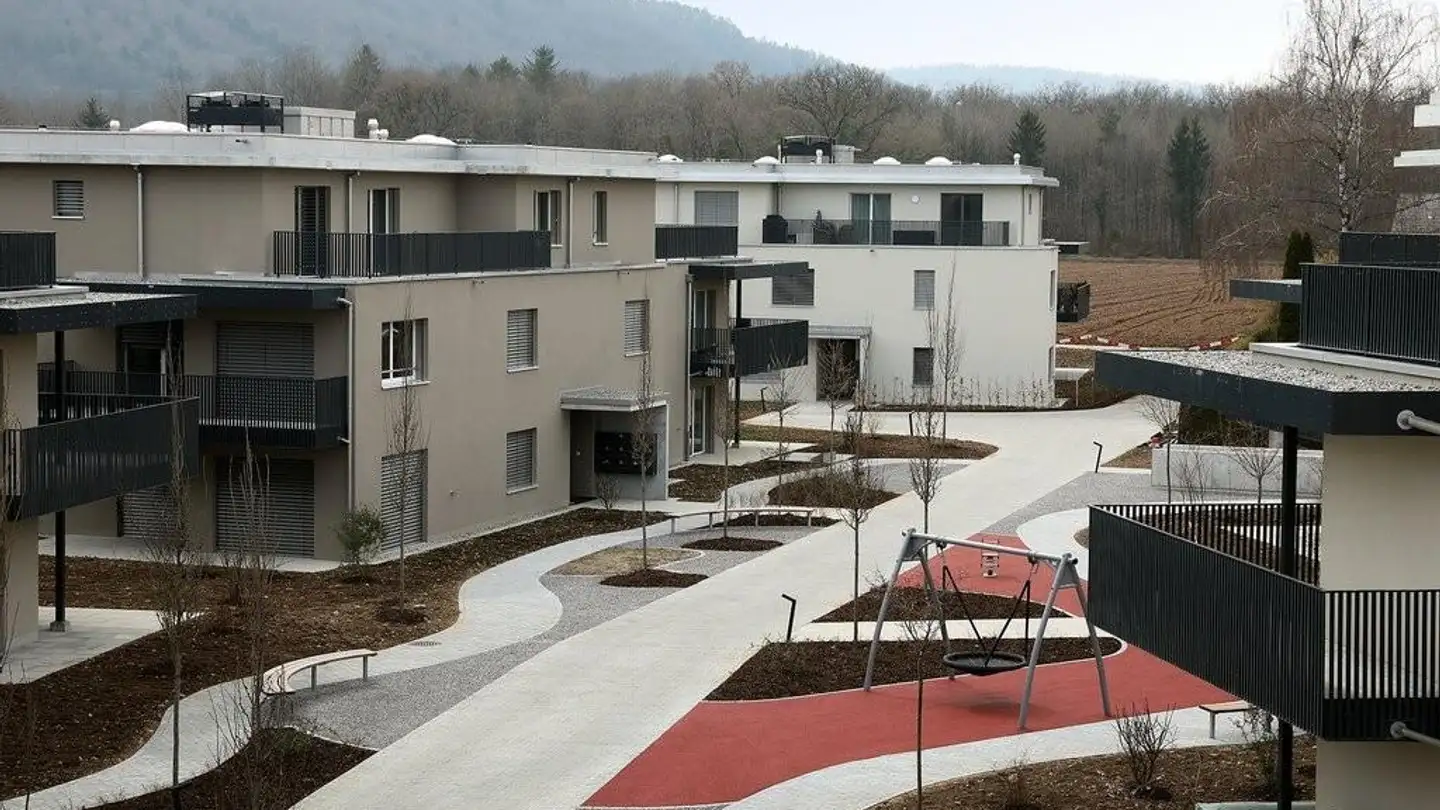 Appartement à louer - Hagenbuchstrasse 25, 8192 Zweidlen