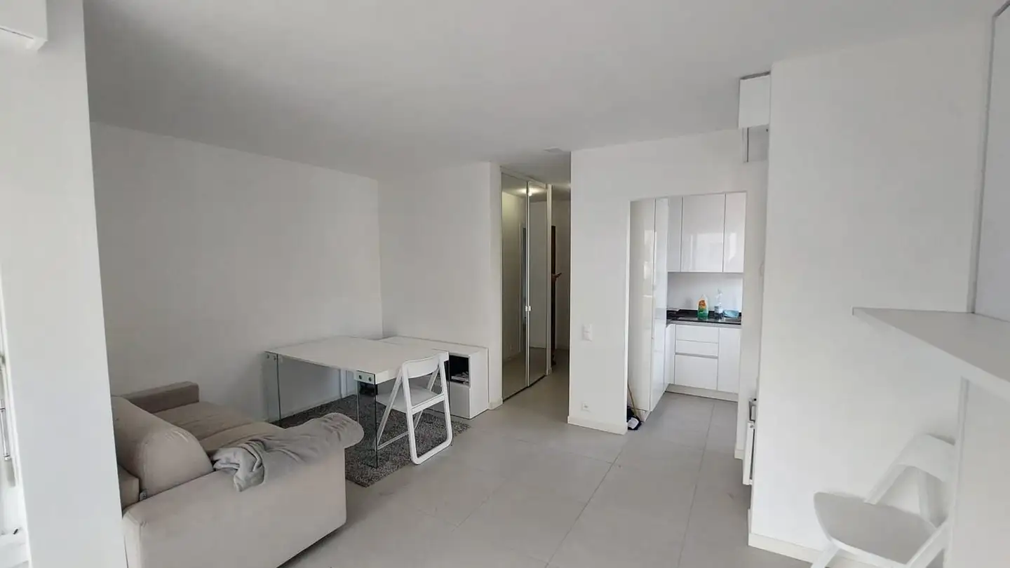 Appartement à louer - 6900 Paradiso