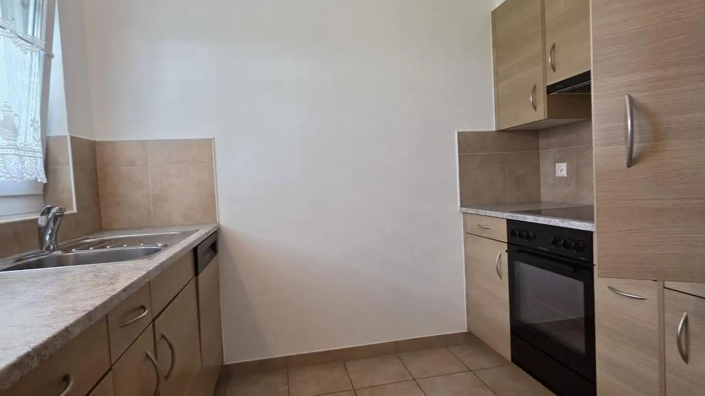 Apartment for rent - Avenue De La Jonction 12, 1907 Saxon