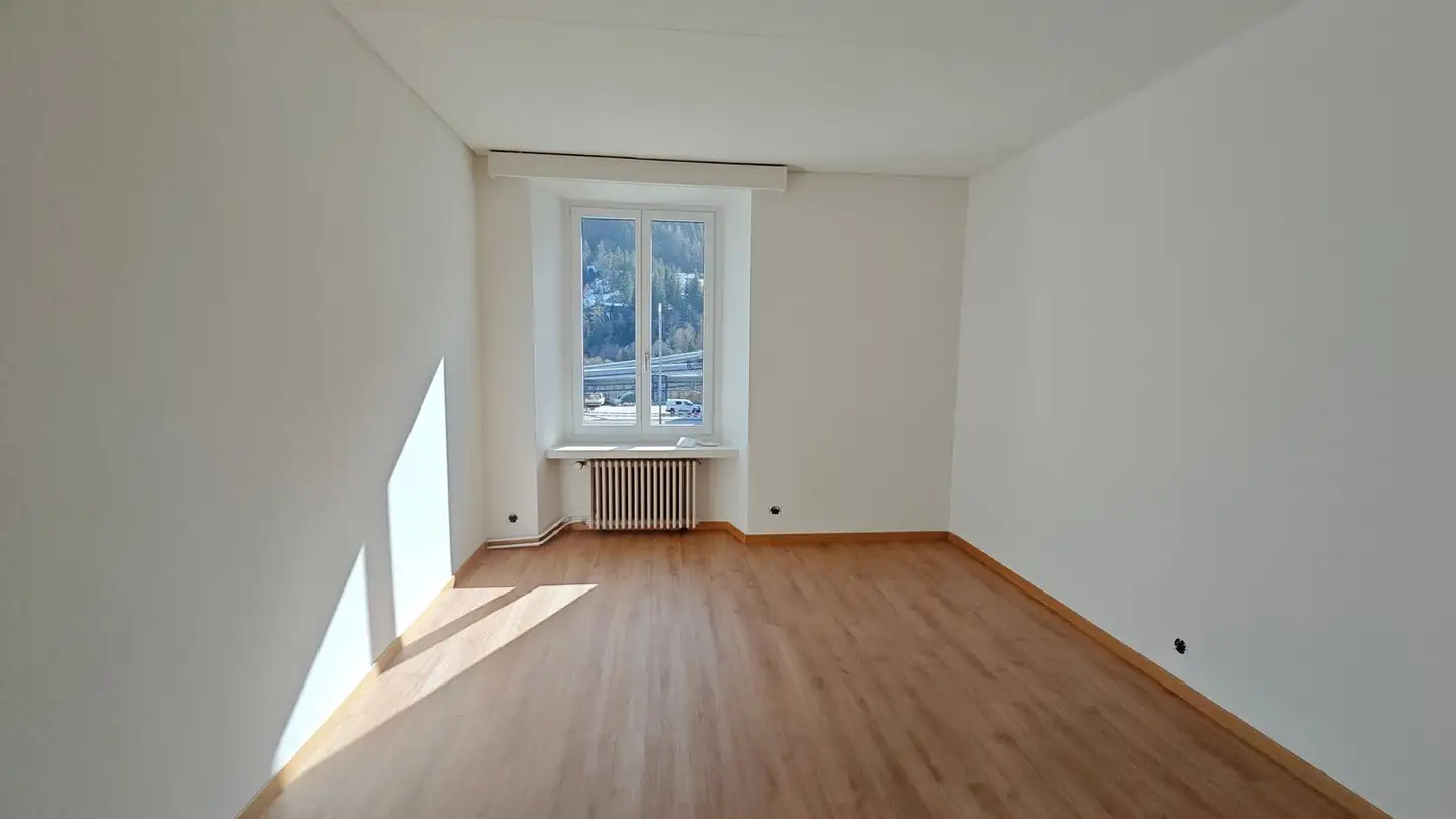 Wohnung mieten - Via Della Stazione 48, 6780 Airolo - Foto 4