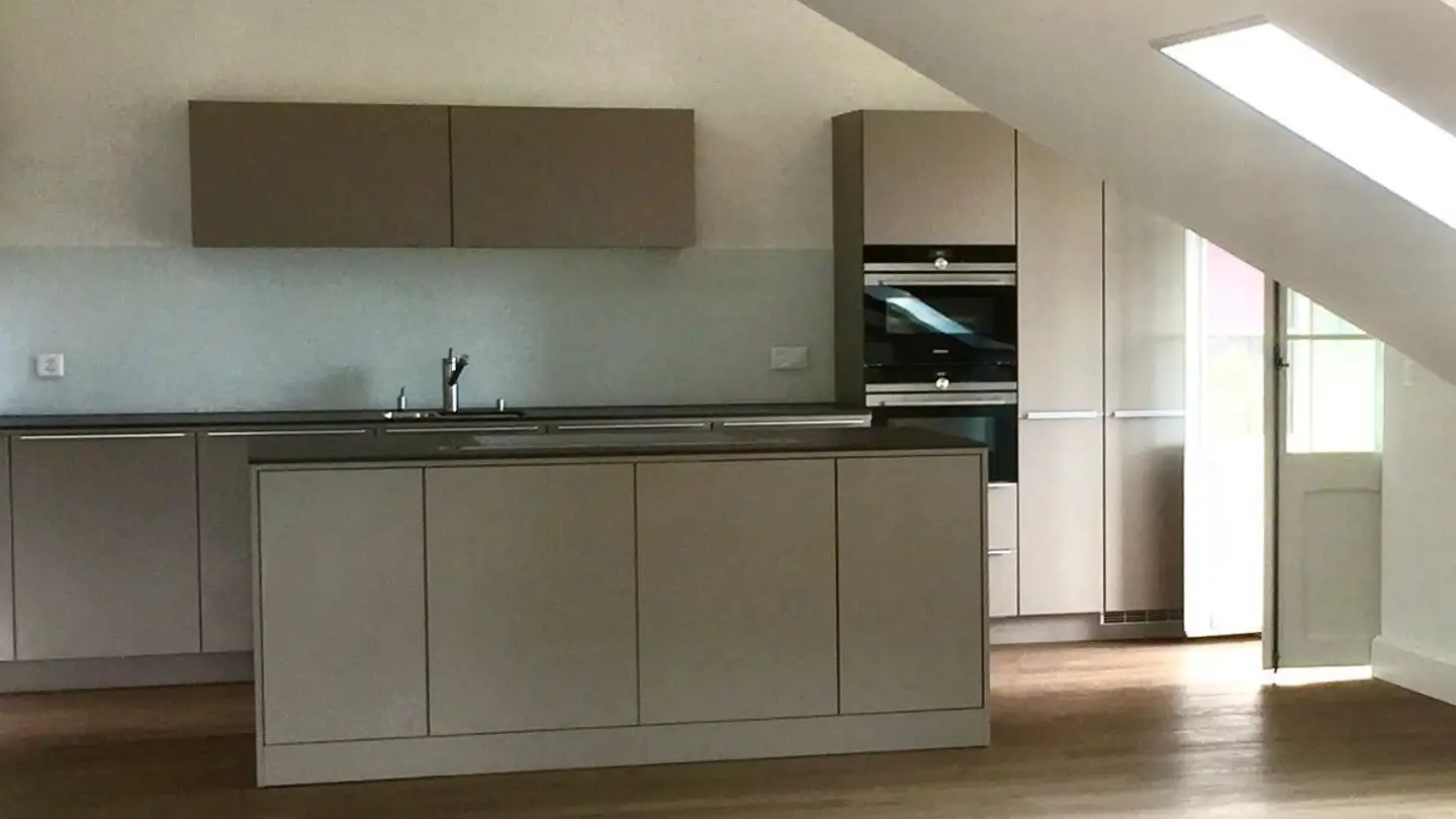 Attique à louer - Dorfstrasse 1, 3655 Sigriswil - Photo 4