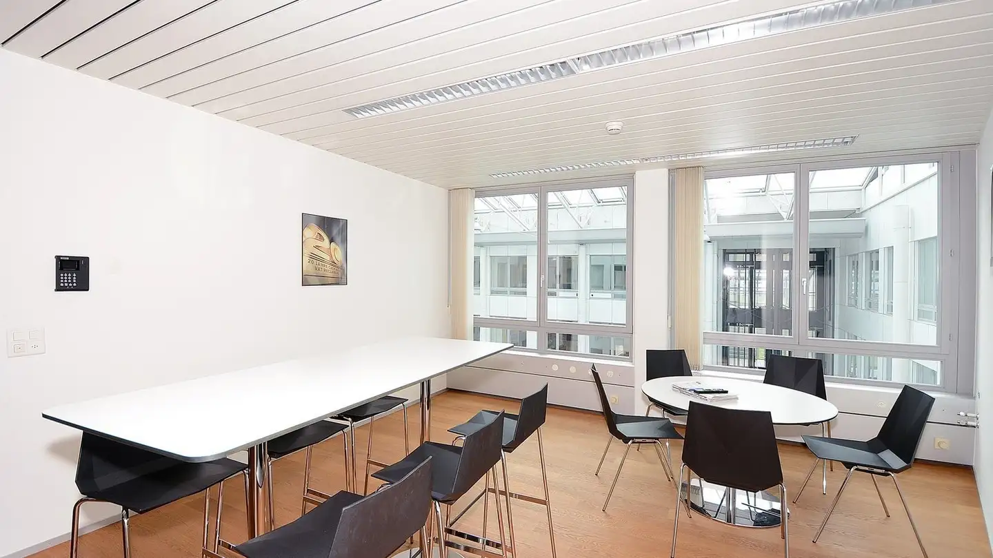 Bürofläche mieten - Gewerbestrasse 11, 6330 Cham - Foto 2