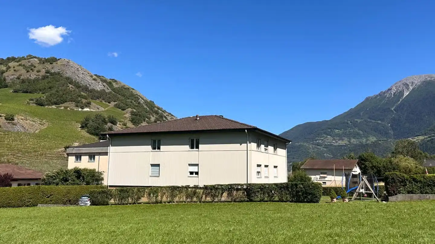 Apartment for sale - 3952 Susten