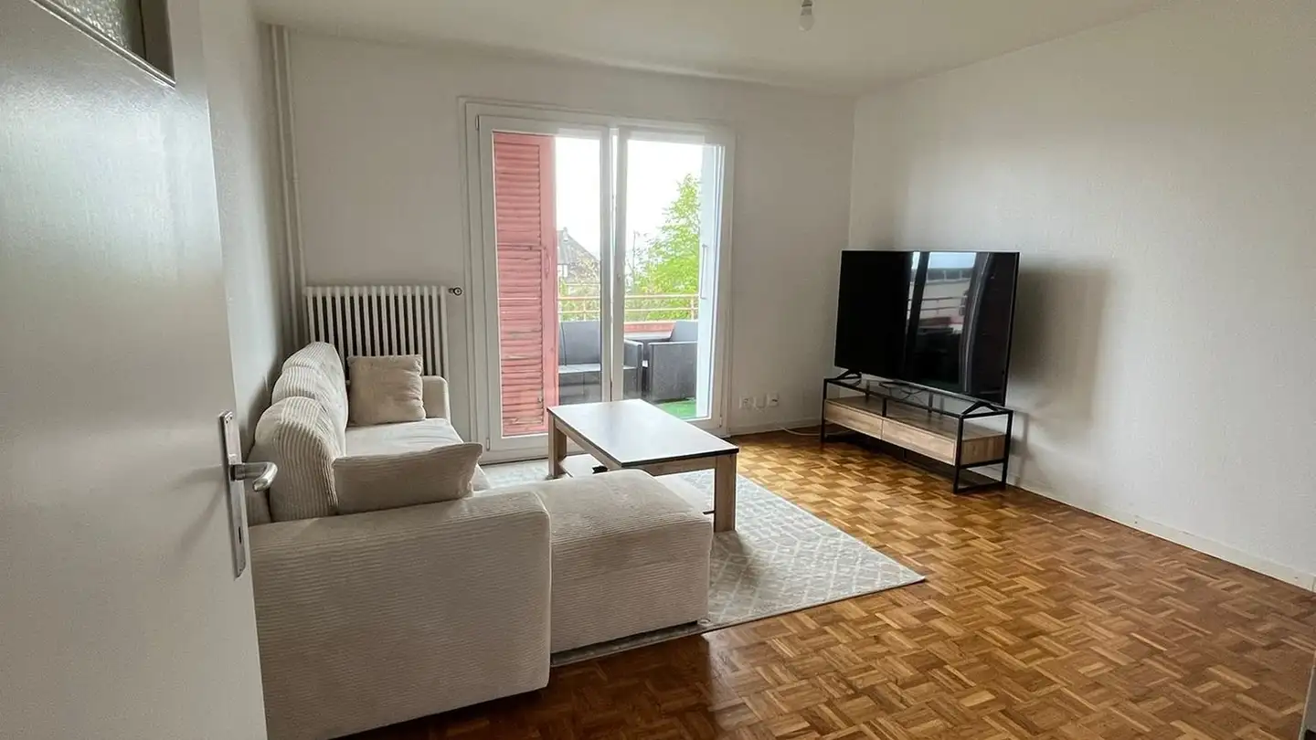 Apartment for rent - Rue Du Tombet, 2034 Peseux - Photo 2