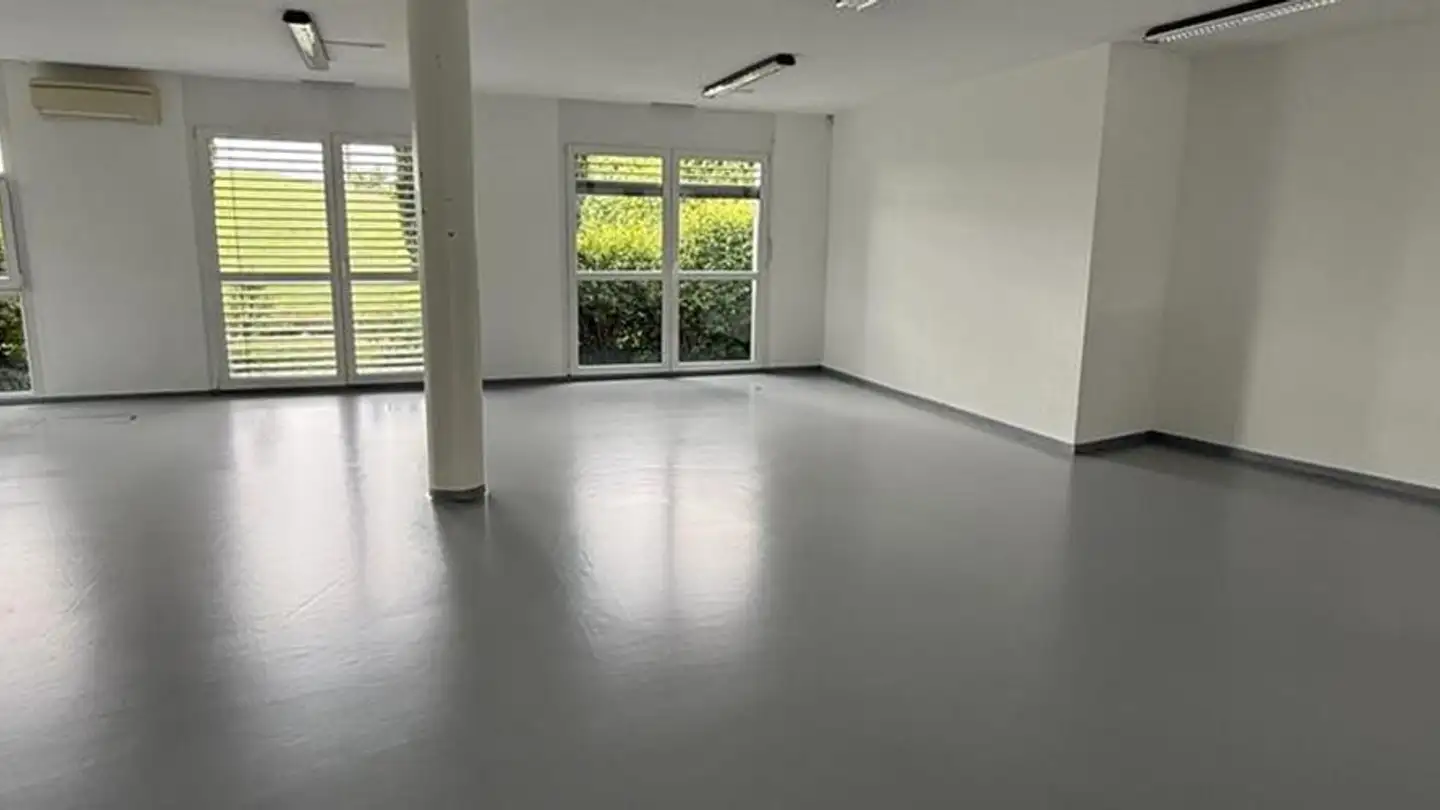 Mischgenutztes Gebäude mieten - Route Du Petit Eysins 1, 1262 Eysins - Foto 4