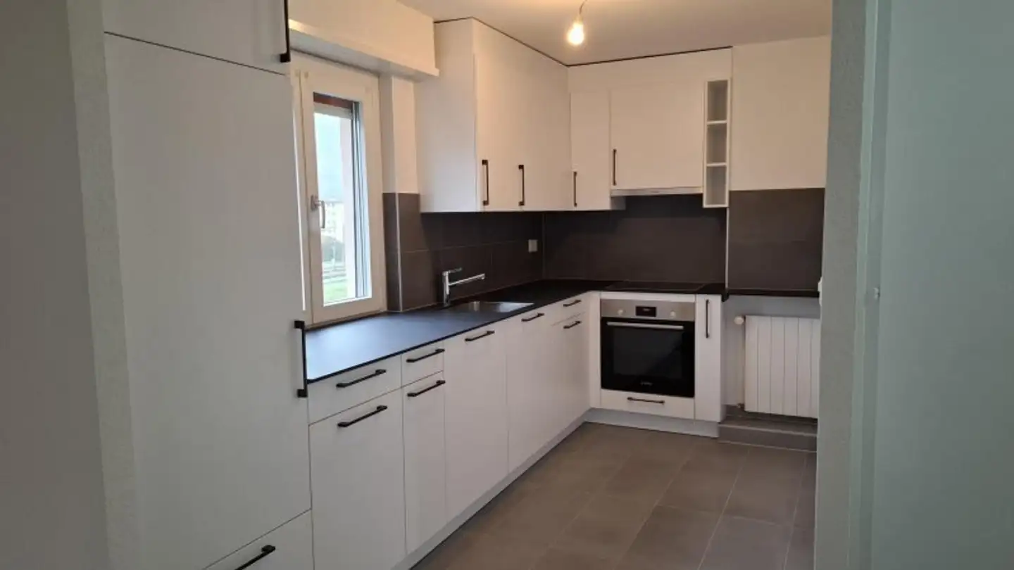 Apartment for rent - Route Du Tonkin 14a, 1870 Monthey - Photo 2