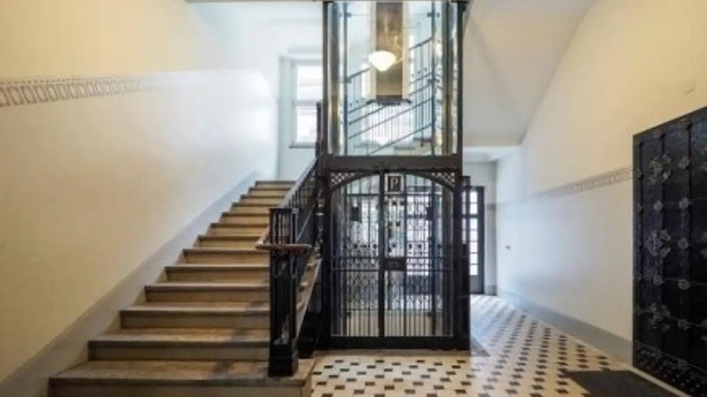 Grand magasin à louer - Sankt-Leonhard-Strasse 22, 9000 St. Gallen