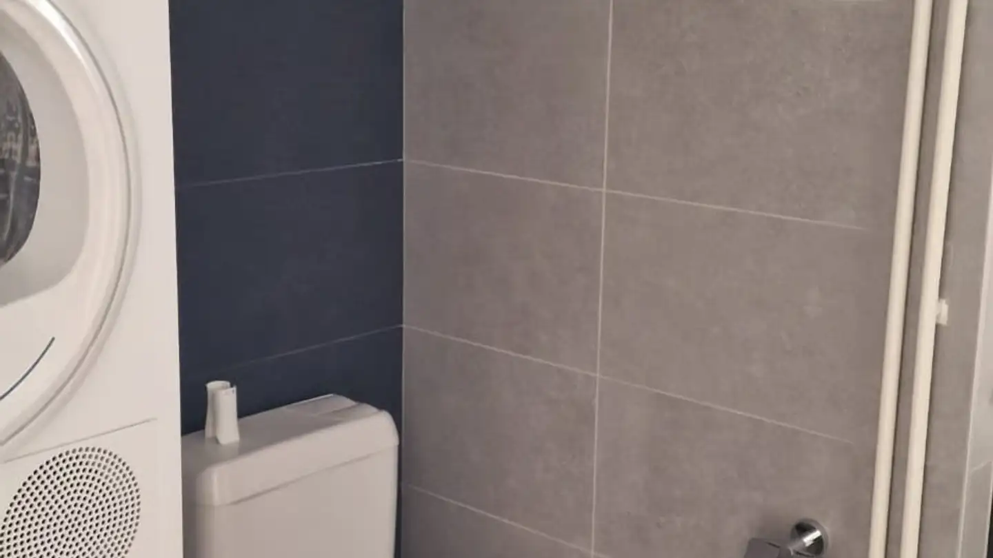 Wohnung mieten - Rue de la Flamme 18, 2108 Couvet - Foto 4