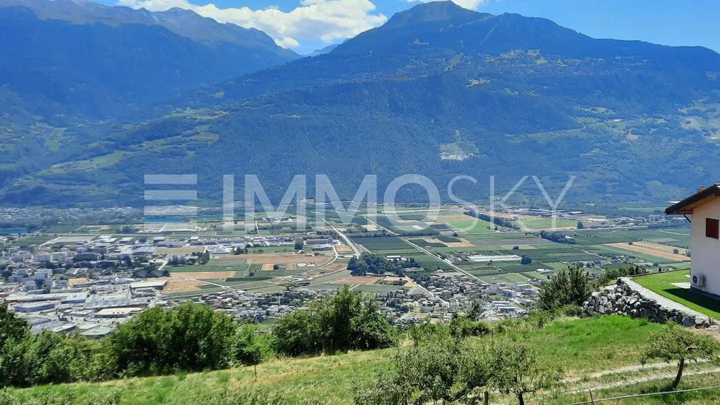 Constructible plot for sale - 1976 Erde - Photo 2