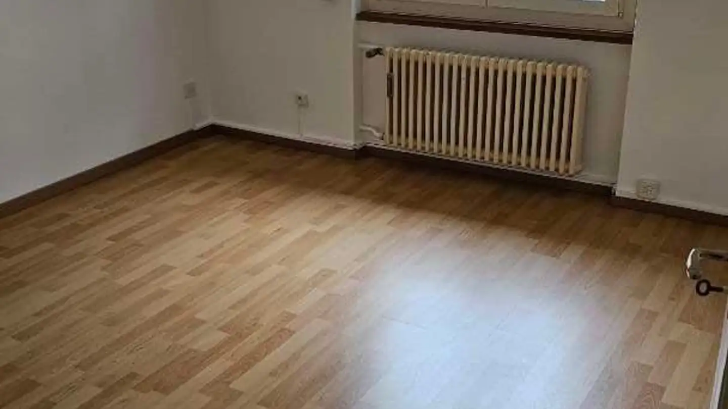 Appartamento in affitto - Ruelle de l'Eglise 1, 2740 Moutier - Foto 4