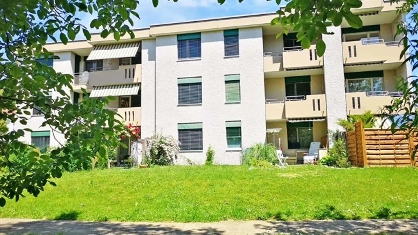 Parcheggio interno per moto in affitto - Birkenweg, 5436 Würenlos