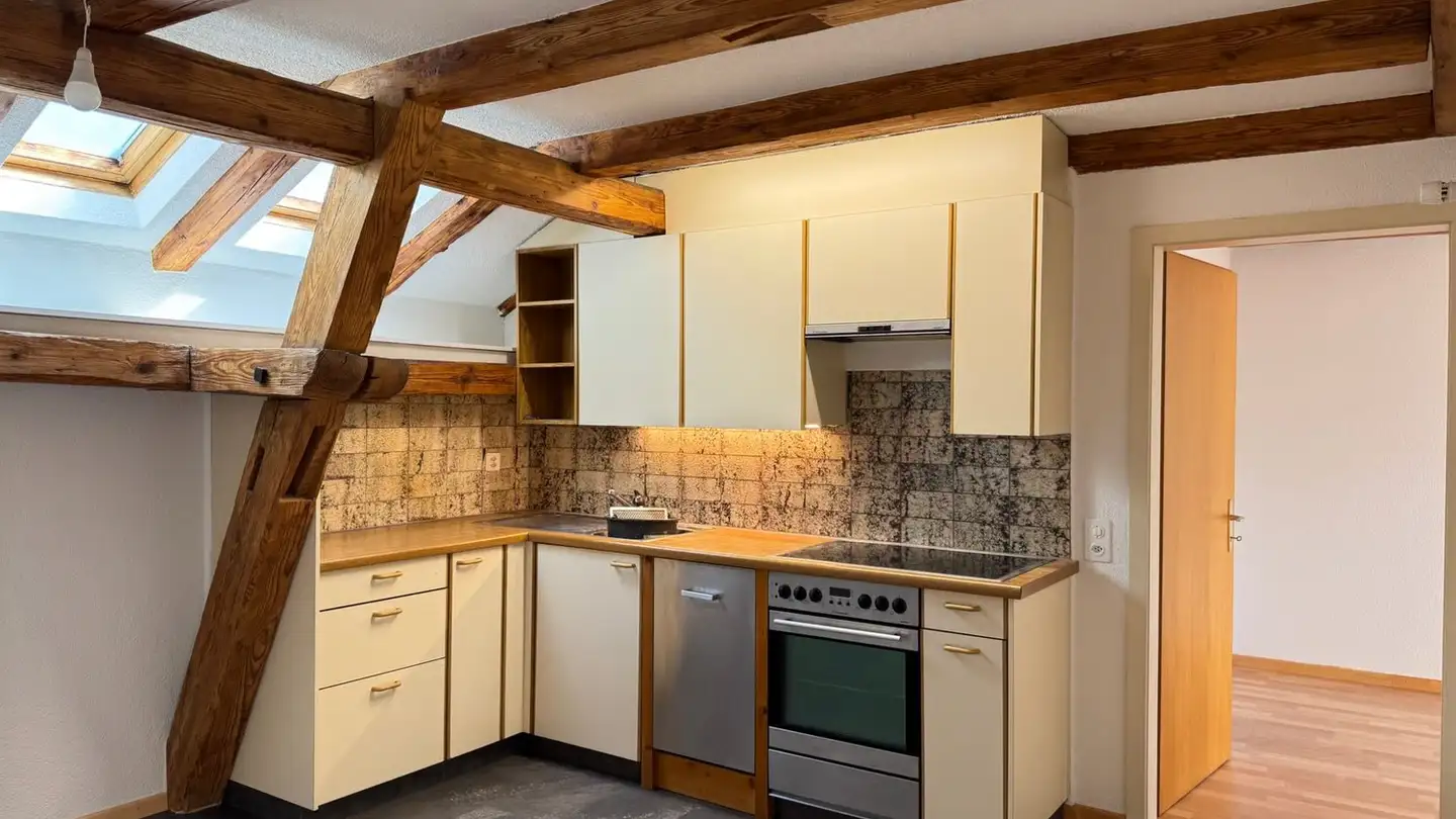 Attic flat for rent - Schützenhausstrasse 10, 8750 Glarus - Photo 2