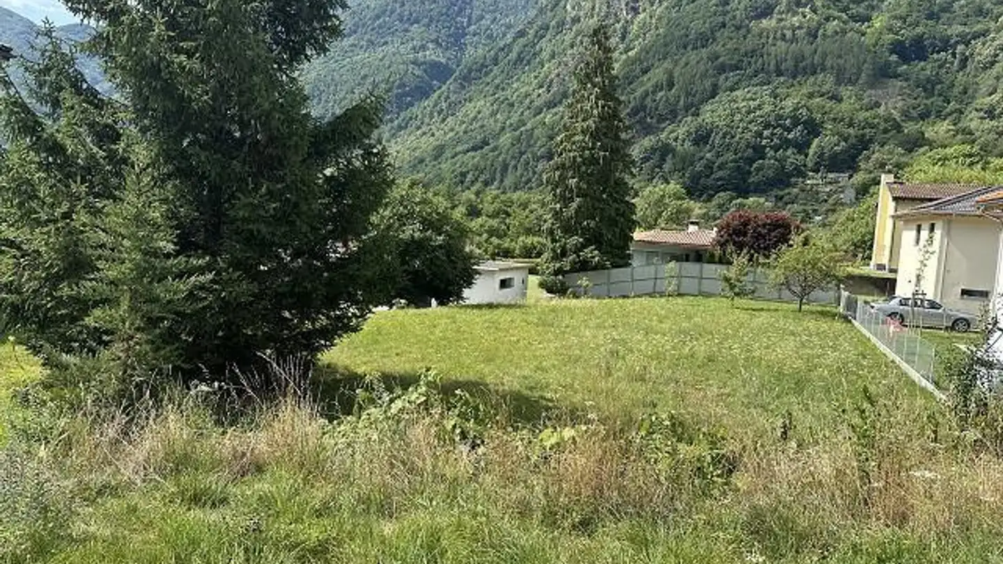 Terreno edificabile in vendita - 6673 Maggia