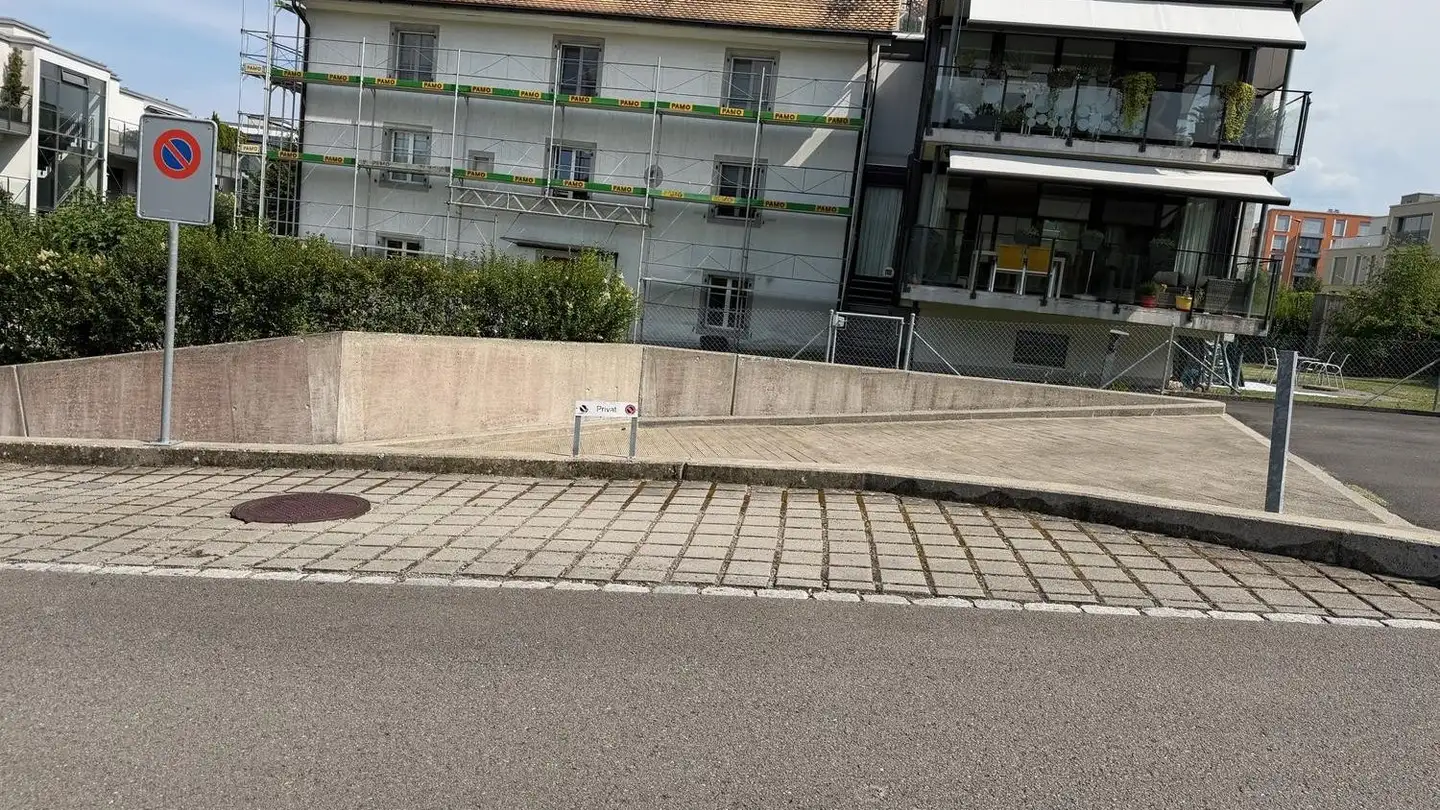 Parcheggio esterno in affitto - Robert-Walser-Strasse 4, 8820 Wädenswil - Foto 2