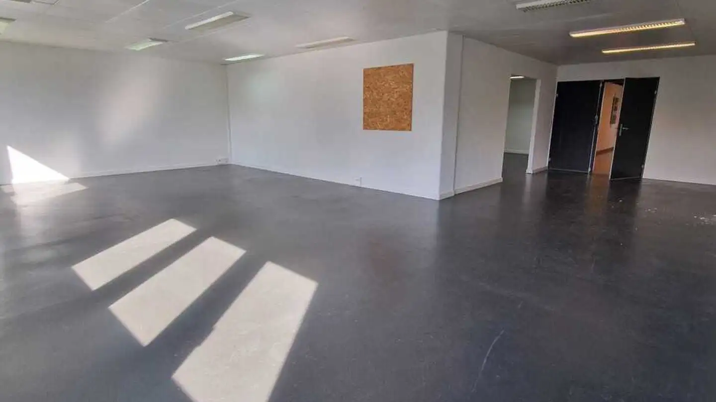 Commercial à louer - Chemin Des Mouettes 1, 1027 Lonay - Photo 2