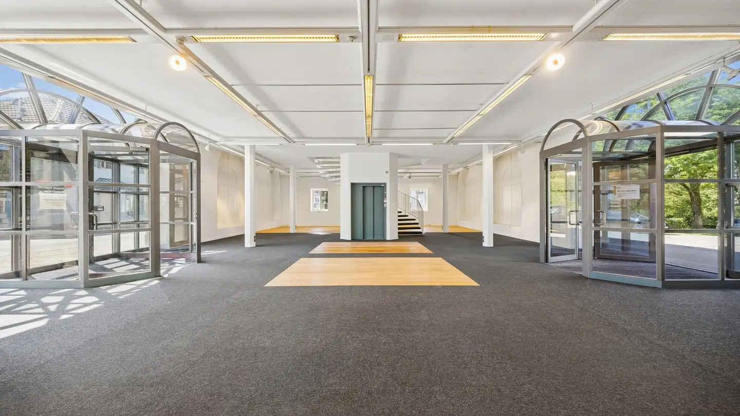 Commercial à louer - Sonnenbergstrasse 11, 8610 Uster - Photo 3