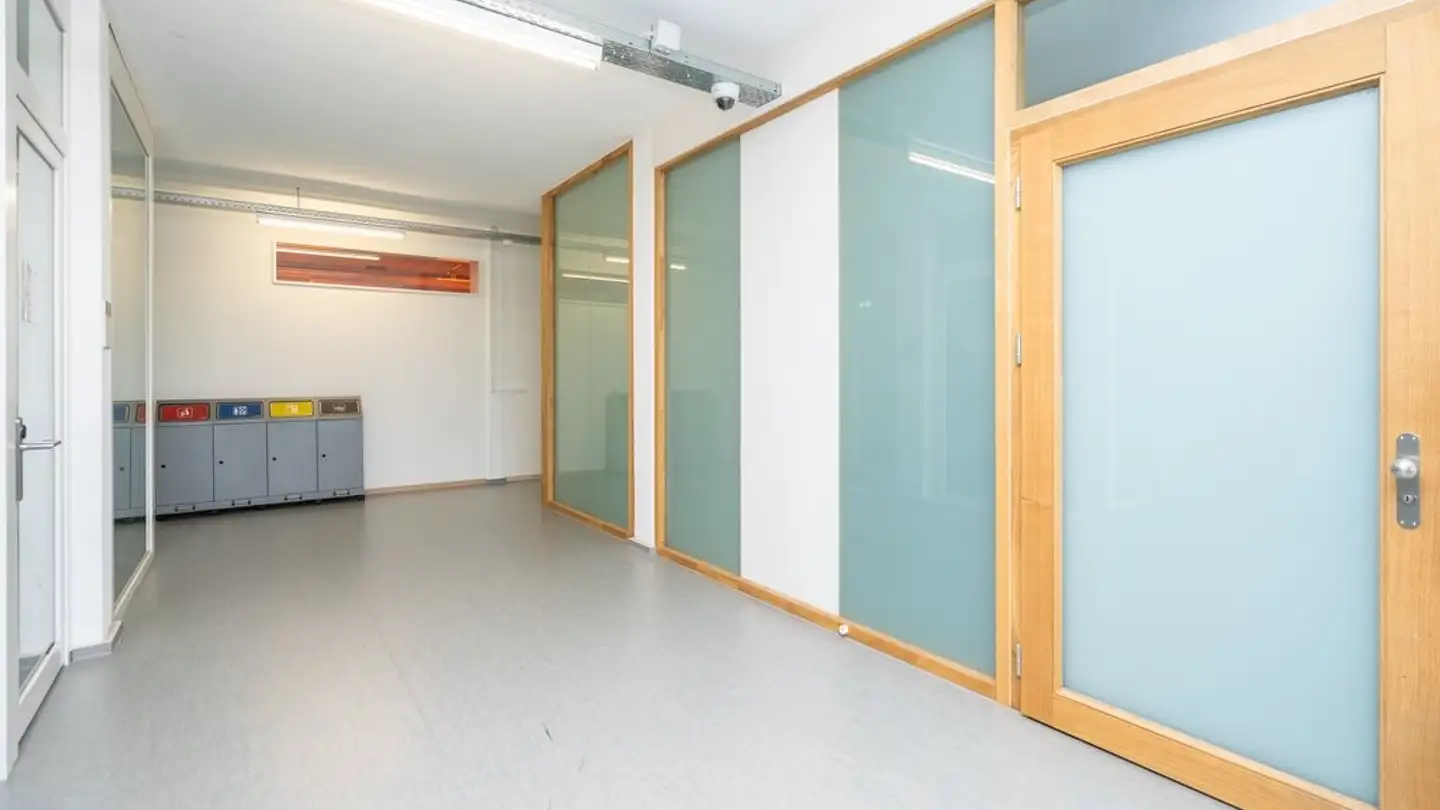 Commercial for rent - Rue D'aarberg / Aarbergstrasse 3, 2560 Nidau - Photo 3