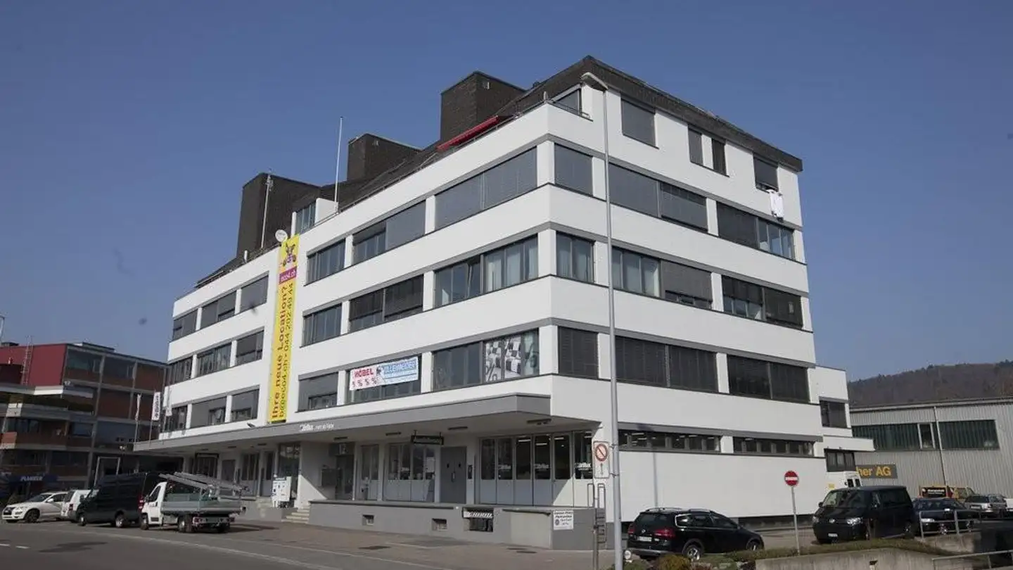 Commerciale in affitto - Lerzenstrasse 12, 8953 Dietikon