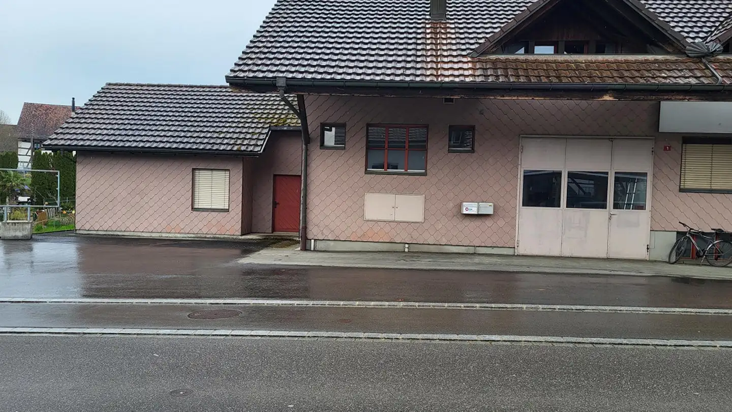Edificio ad uso misto in affitto - 8254 Basadingen
