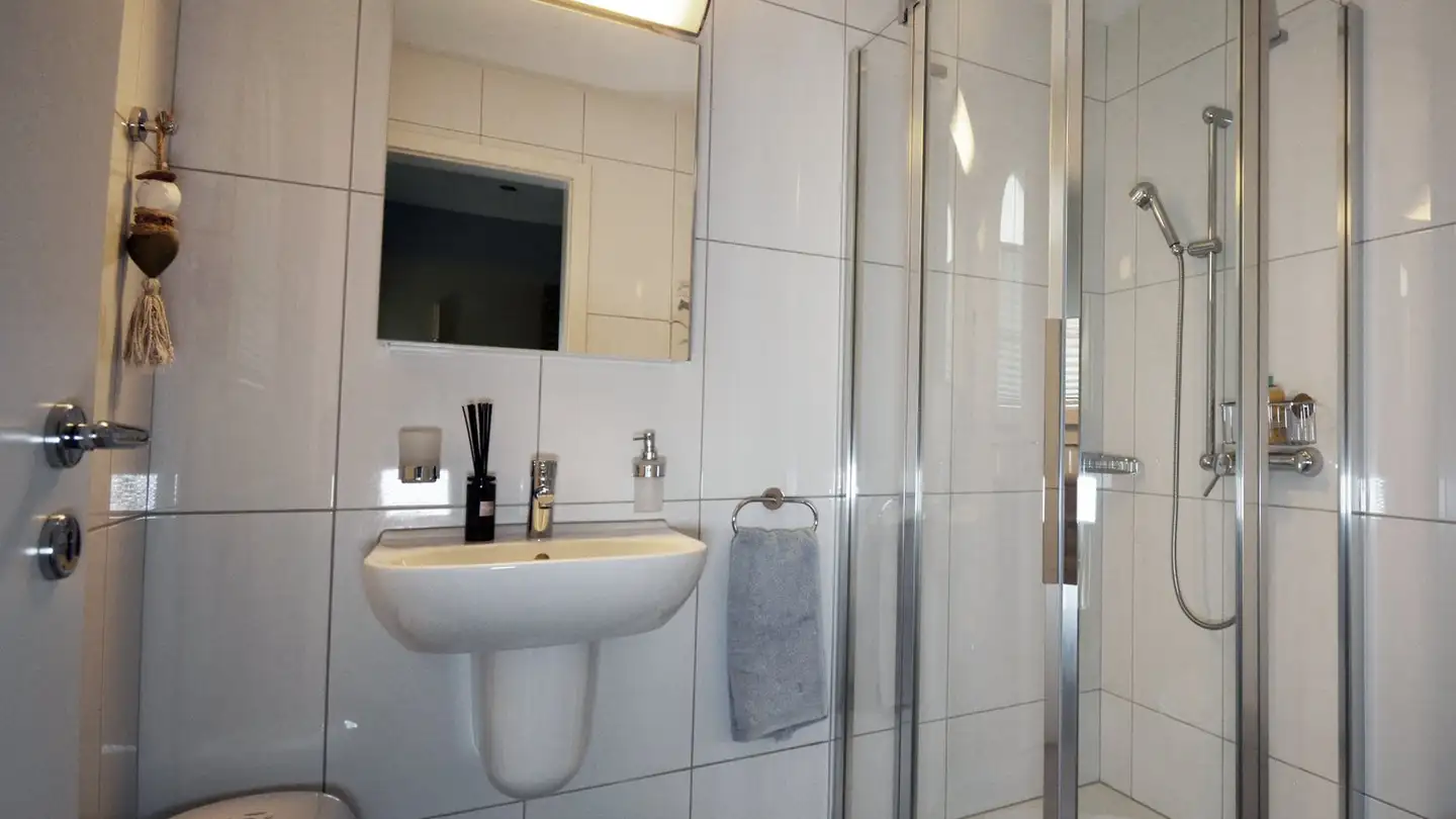 Semi-detached house for rent - 8905 Islisberg - Photo 4