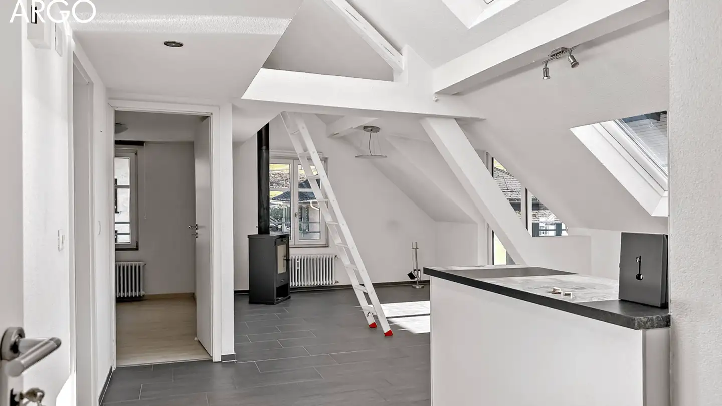 Attic flat for rent - Linthgut 1, 8782 Rüti GL - Photo 2