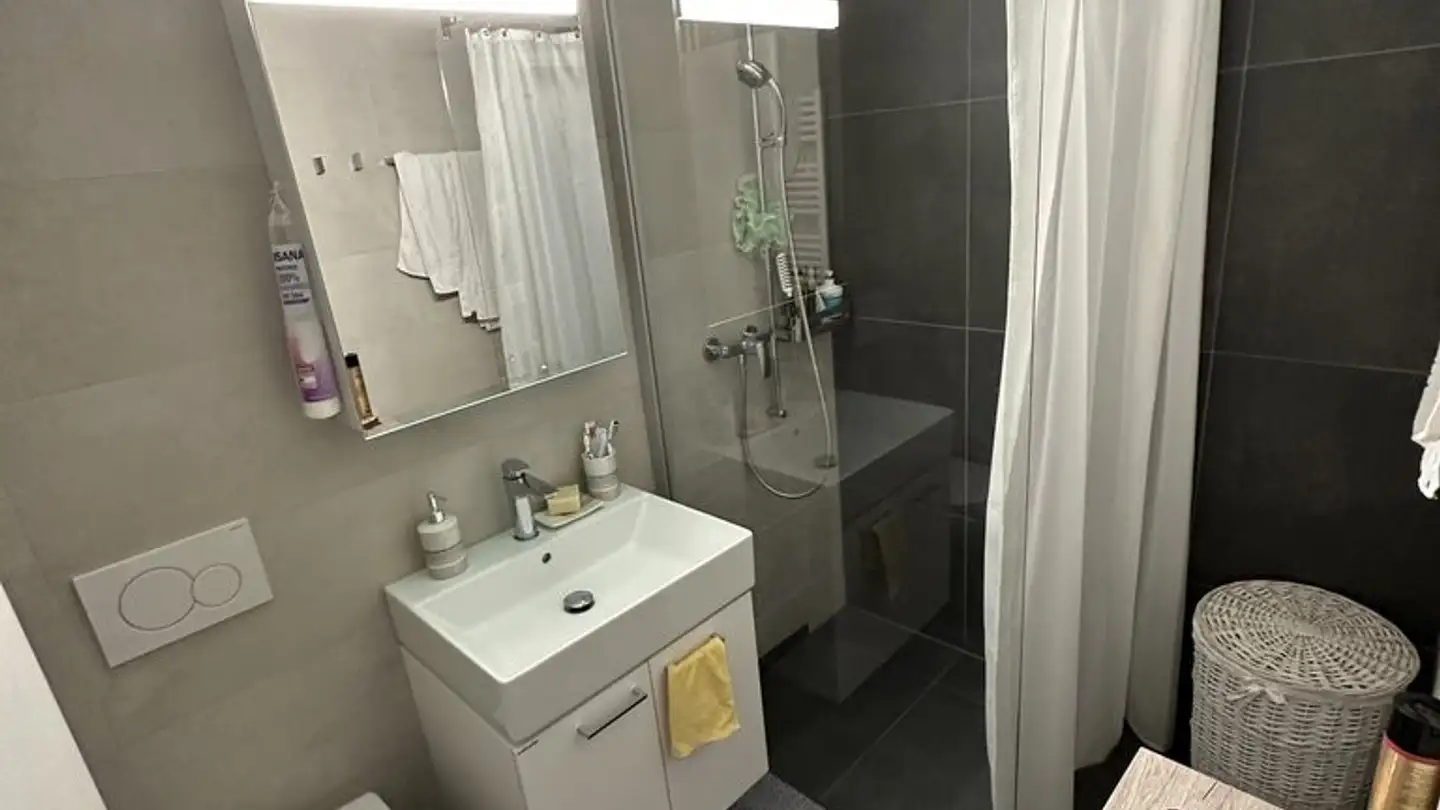 Appartement à louer - Rue De Champréveyres 7, 2000 Neuchâtel - Photo 4
