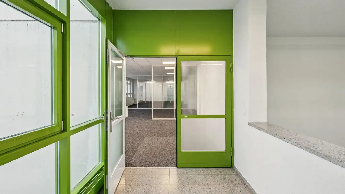 Commercial for rent - Undermülistrasse 24, 8320 Fehraltorf - Photo 2