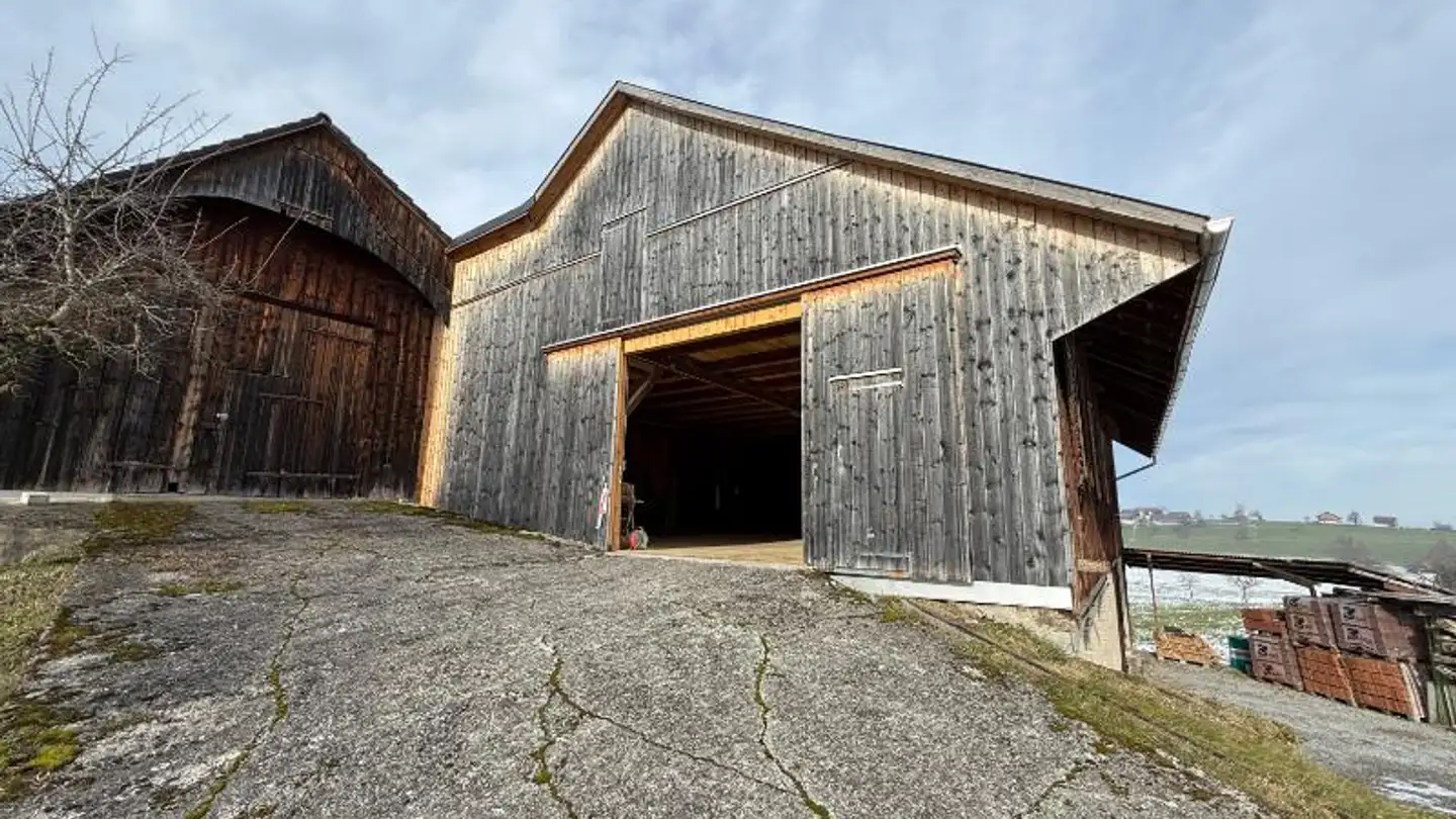 Espace de stockage à louer - Im Holz 2, 8833 Samstagern