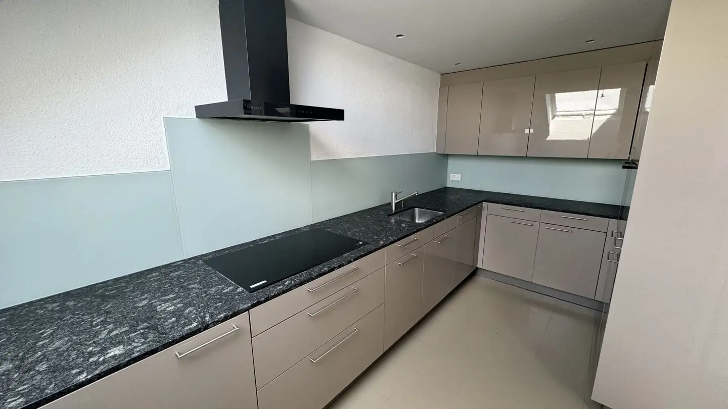 Dachgeschosswohnung mieten - Lehnstrasse, 9014 St. Gallen - Foto 2