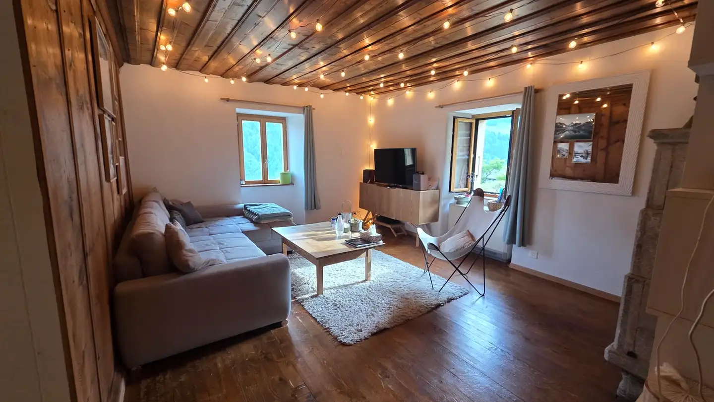 Apartment for rent - 1896 Miex