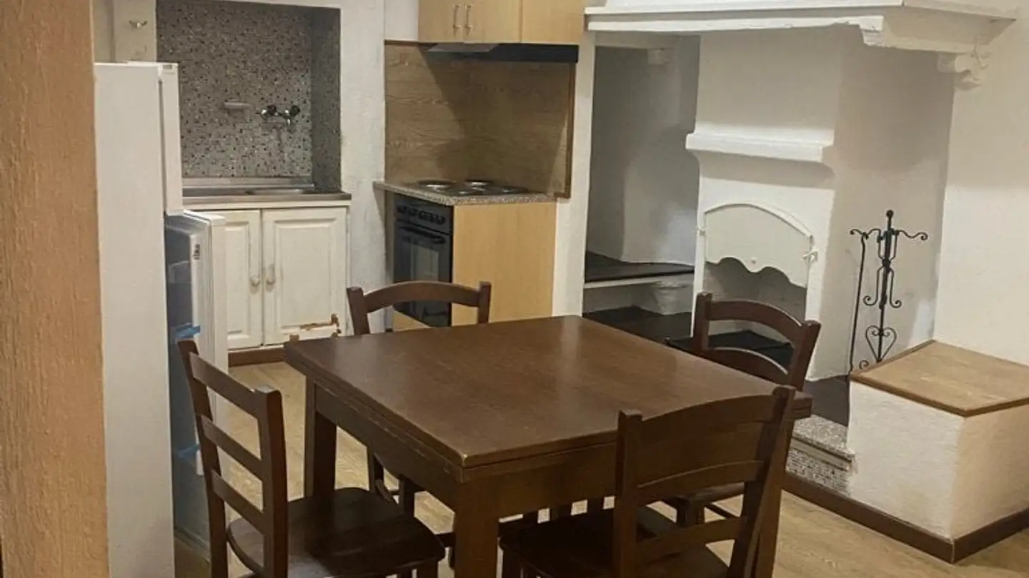 Wohnung mieten - Via Strecia, 6919 Carabietta