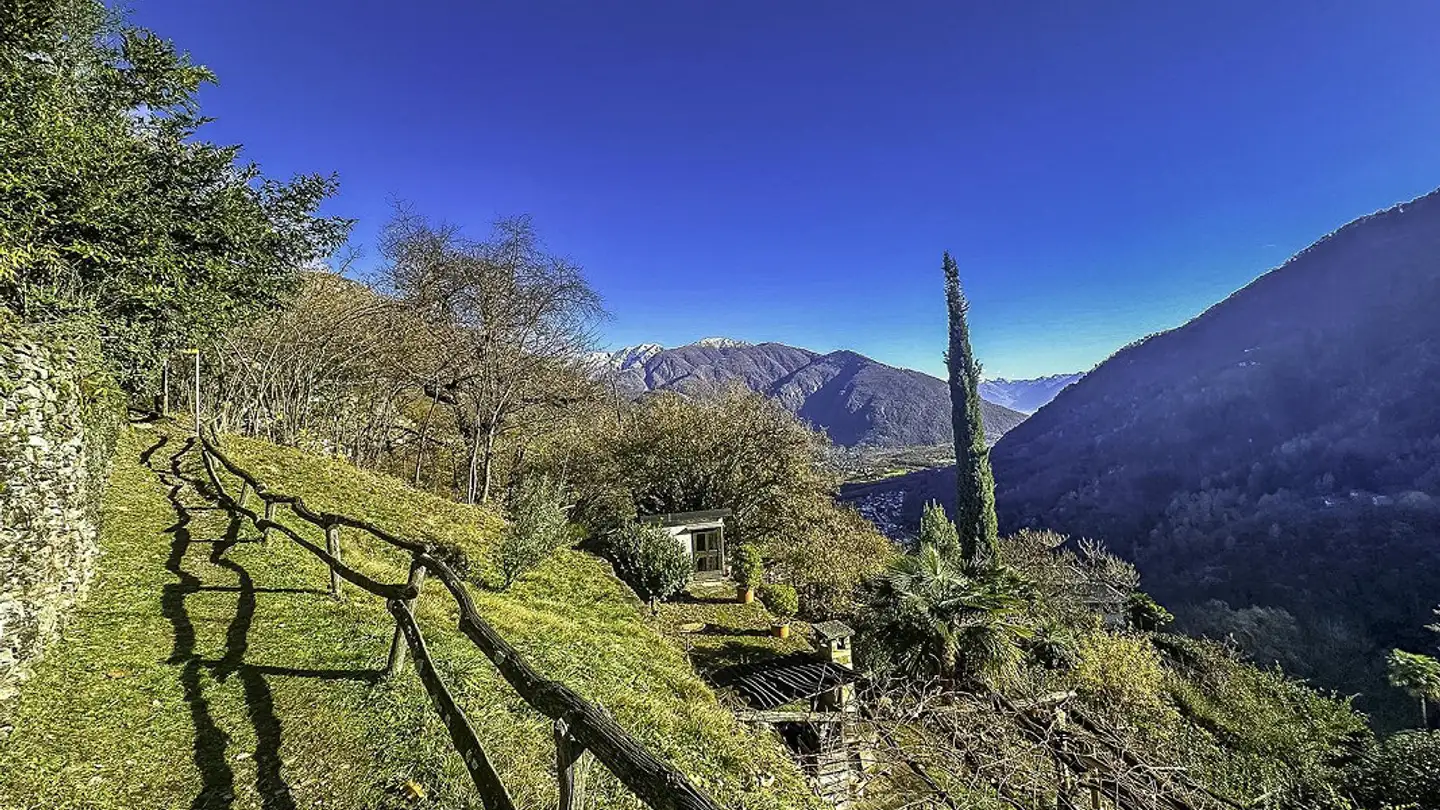 Casa singola in vendita - Via Calezzo, 6655 Intragna - Foto 2