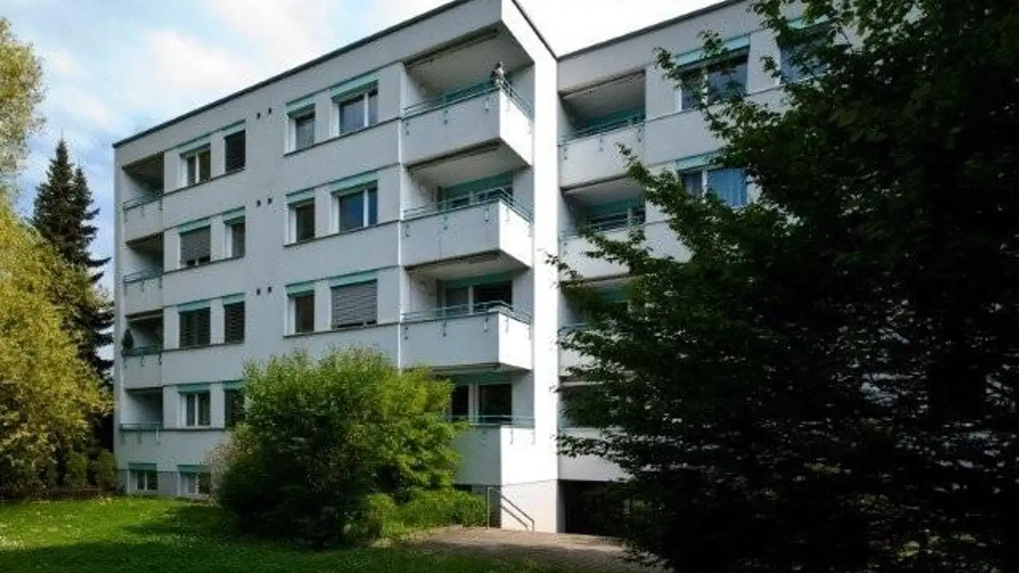 Parcheggio sotterraneo in affitto - Sankt Jakob-Strasse, 4132 Muttenz