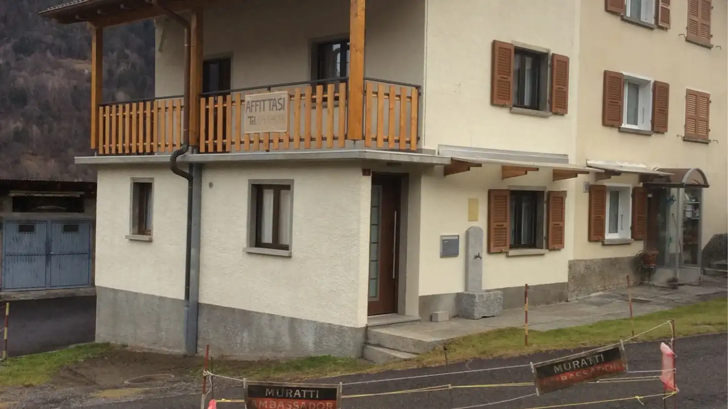 Single house for rent - In Traré 8, 6723 Prugiasco