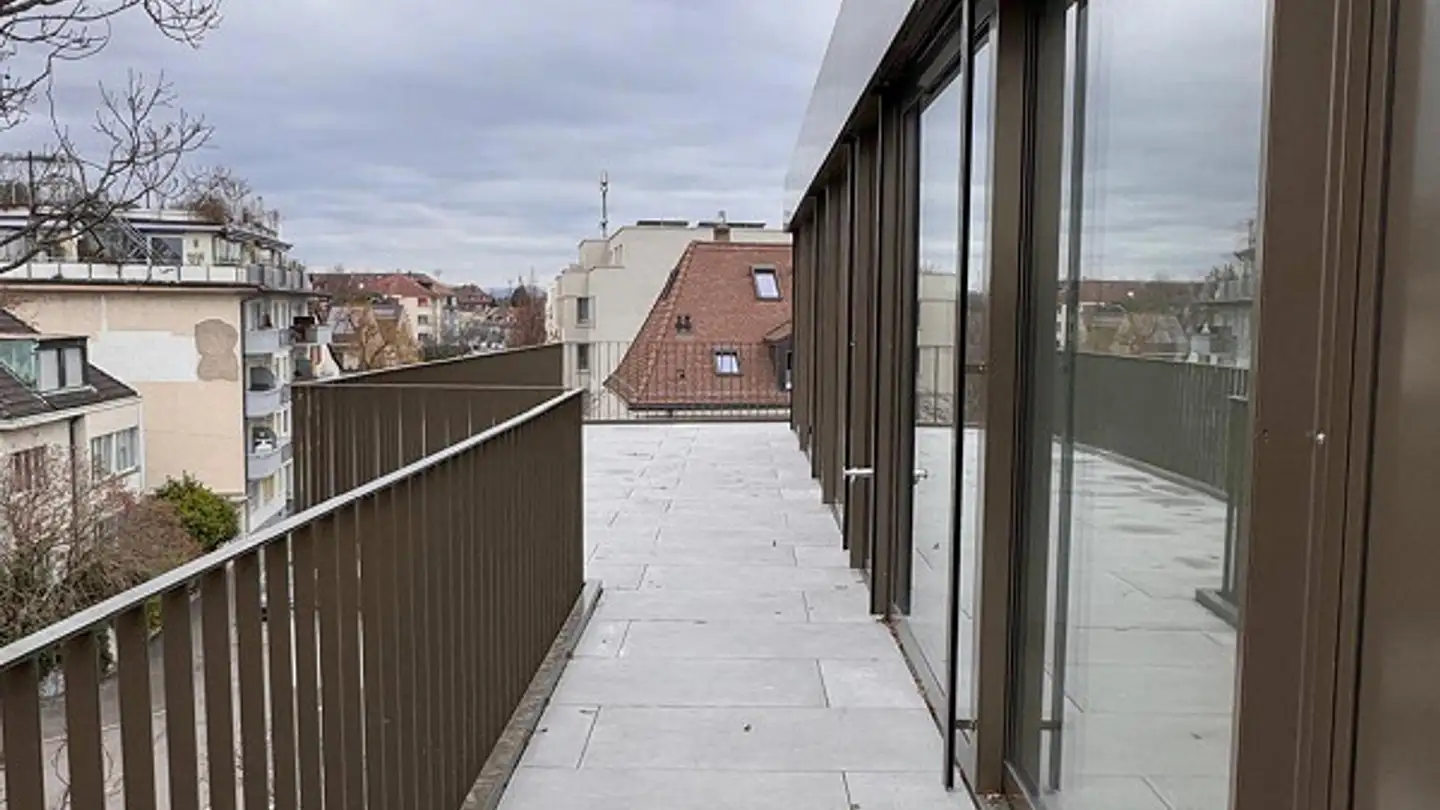 Attique à louer - General Guisan-Strasse 139, 4054 Basel - Photo 2