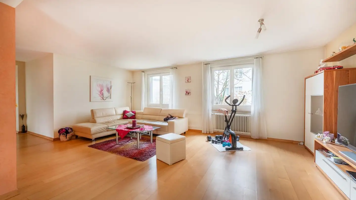 Edificio residenziale in vendita - Engefluhstrasse 13, 8212 Neuhausen am Rheinfall - Foto 4