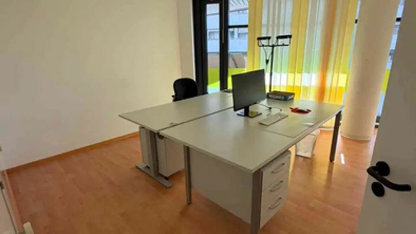 Commerciale in affitto - Schachenstrasse 8, 6010 Kriens