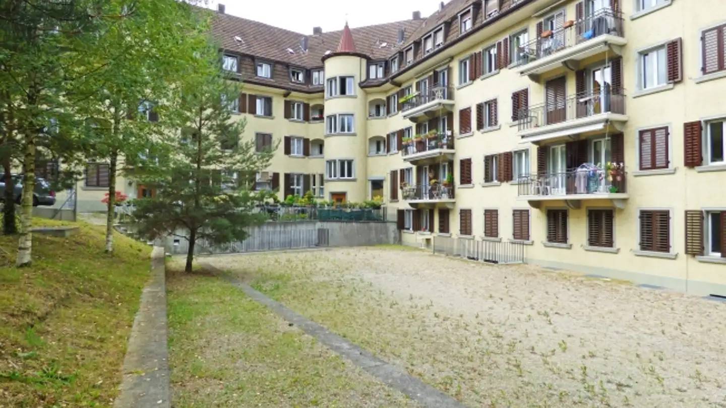 Place de parking extérieure à louer - Albisstrasse 33, 8038 Zürich - Photo 2