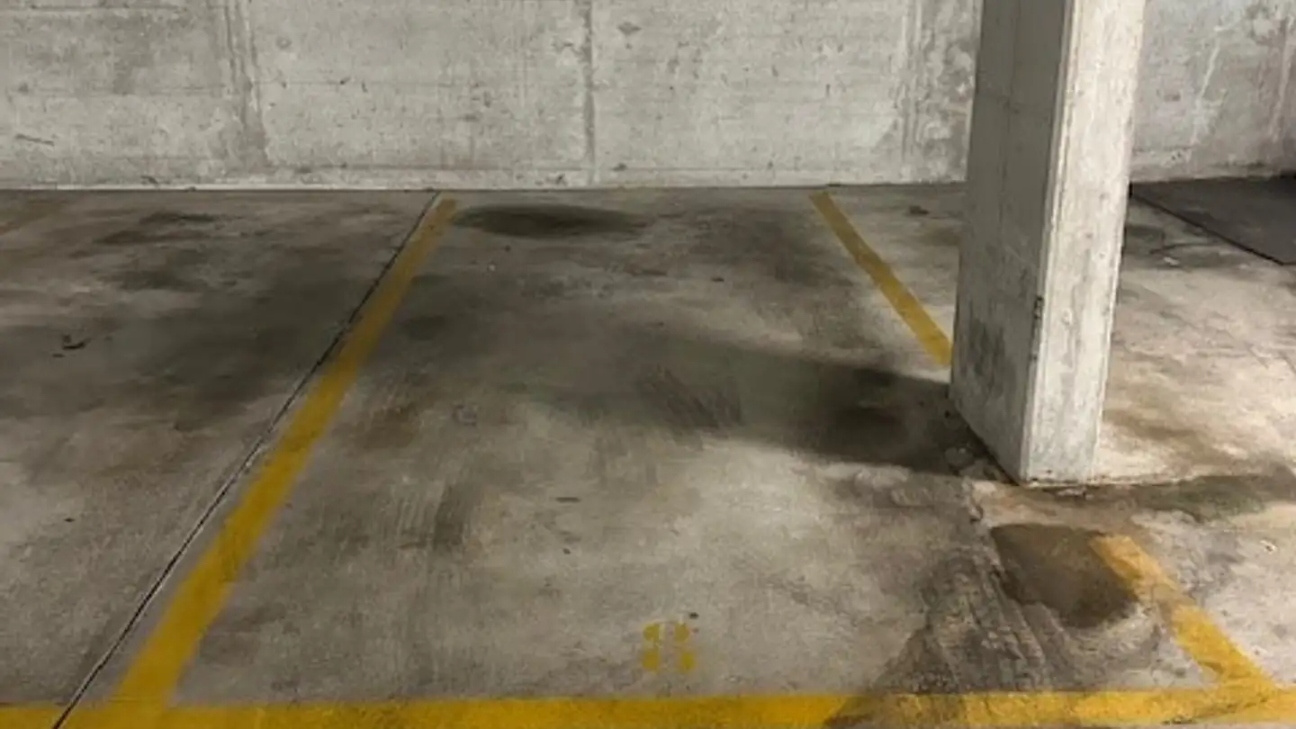 Underground parking space for rent - Claragraben 117, 4057 Basel