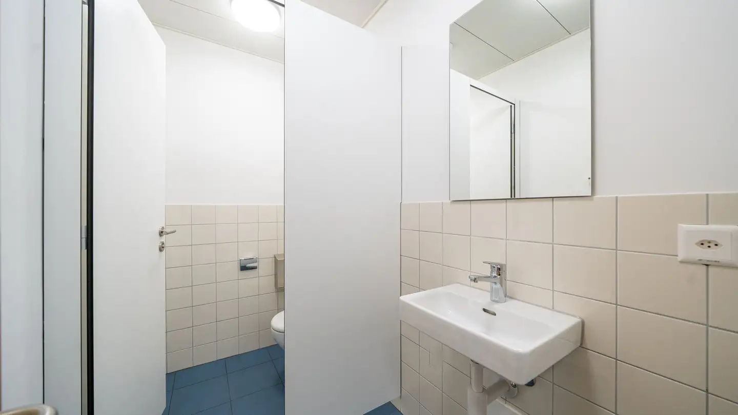 Commerciale in affitto - Rue Alfred-Aebi / Alfred-Aebi-Strasse 75, 2503 Biel/Bienne - Foto 4