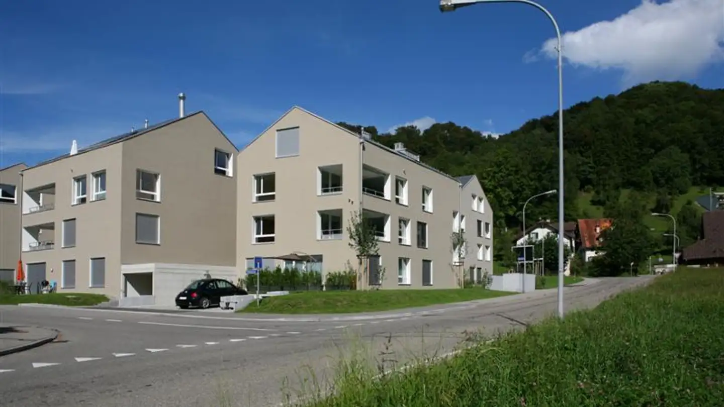Penthouse mieten - Püntenstrasse 6, 8143 Stallikon