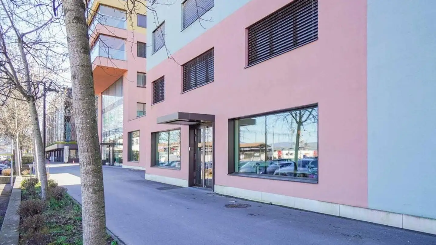 Office space for rent - Zentrum Staldenbach 13, 8808 Pfäffikon SZ - Photo 2