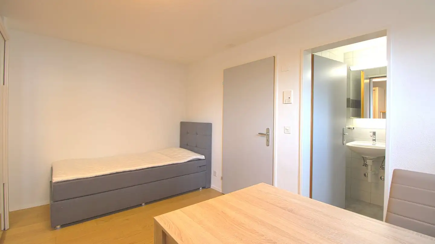 Studio in affitto - Bahnhofstrasse, 8200 Schaffhausen - Photo 2