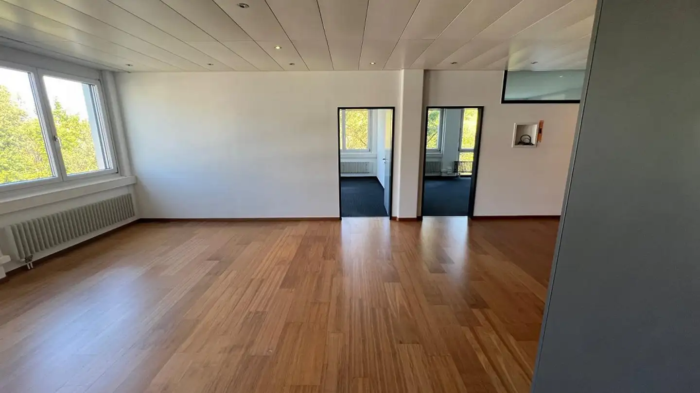 Spazio ufficio in affitto - Industriestrasse 17, 6203 Sempach Station - Photo 2