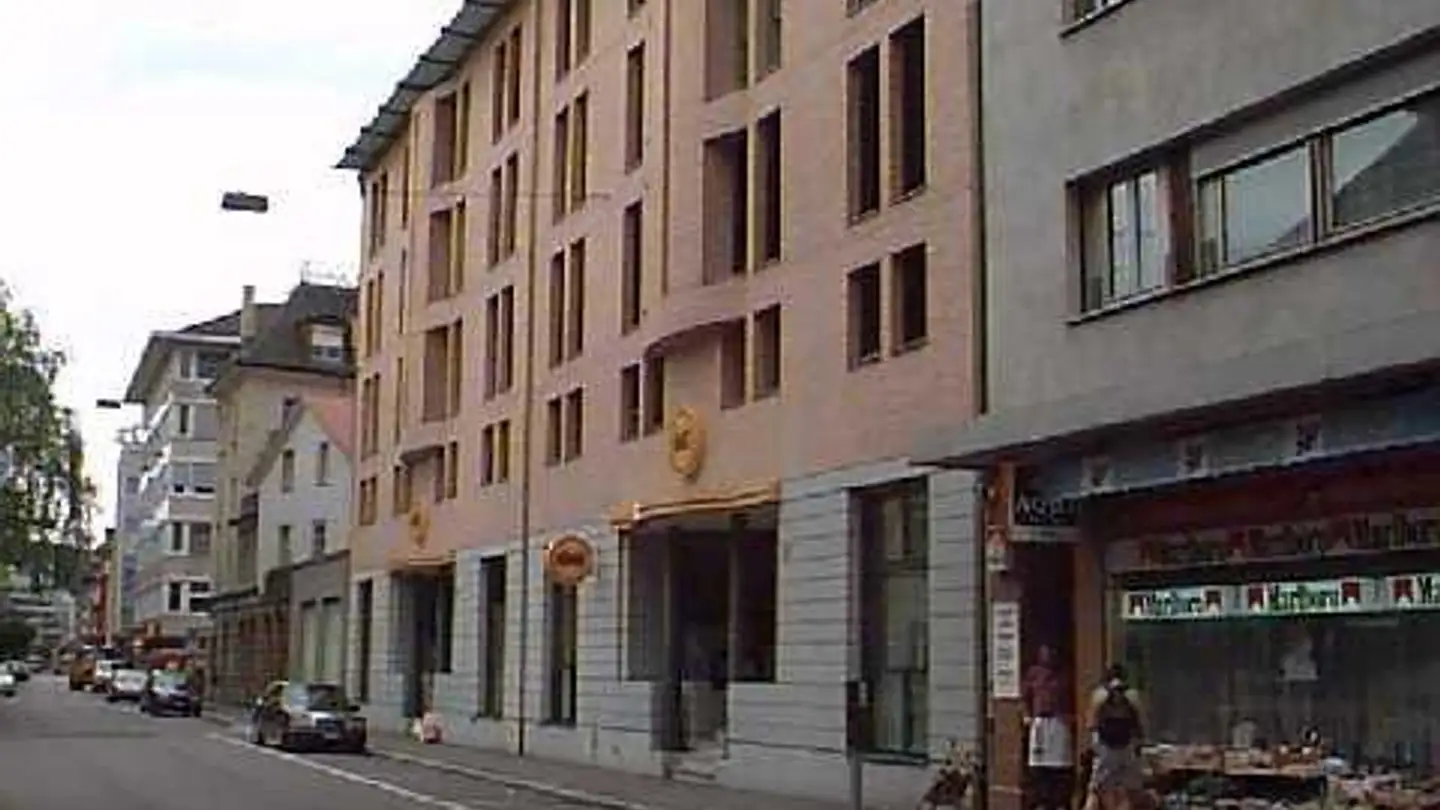 Place de parking extérieure à louer - Zweierstrasse 53, 8004 Zürich - Photo 2