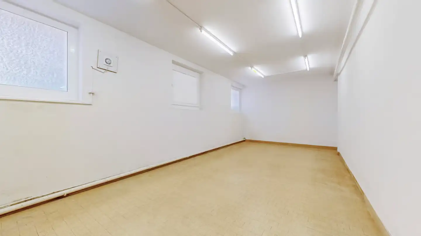 Gewerbe mieten - Fabrikstrasse 11, 2543 Lengnau BE - Foto 3